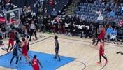 杨瀚森NBA生涯首次首发表现积极！为阿夫迪亚掩护后，马上到篮下抢板