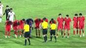 实拍：U17国足小将们赛后集体向裁判和对手教练鞠躬🫡